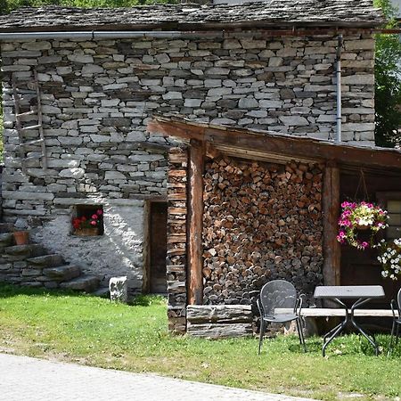 Albergo Mangusta Мадезимо Экстерьер фото
